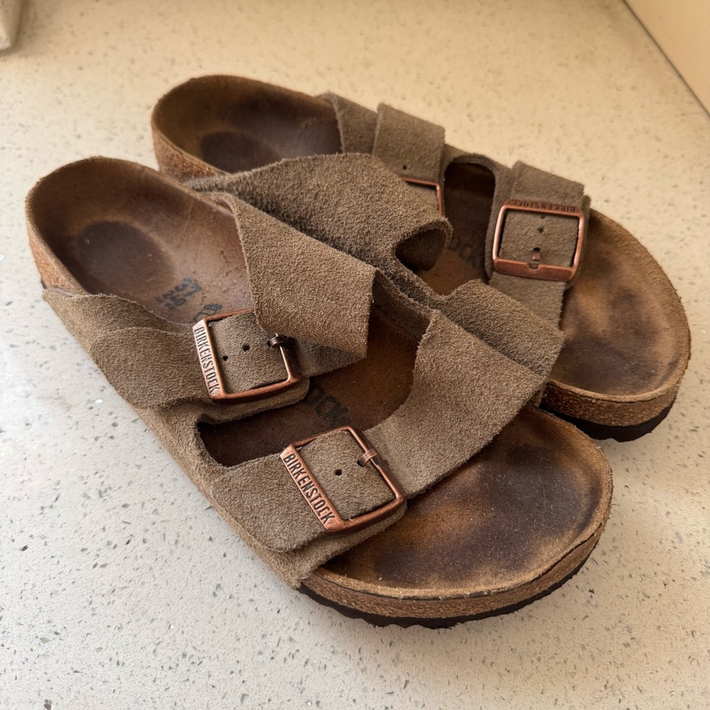 🥾Birkenstock | Women’s Arizona Suede Leather Soft Footbed Sandals EU 37 🥾